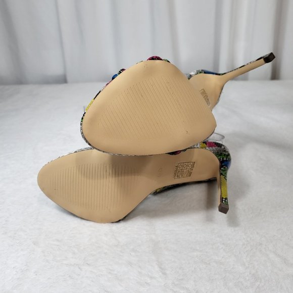 So Me Multi Snake Tie Up Strap 4.5" High Heels - Picture 10 of 10
